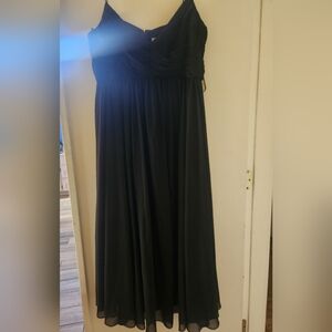 Mac Duggal 2650 Flowy Pleated V Neck Midi Dress Size L